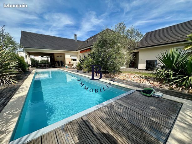 Maison 5 pièces 180 m²