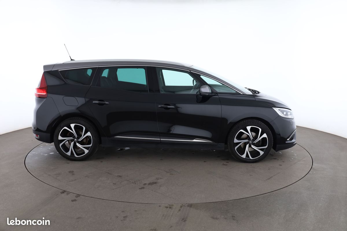 Renault Grand Scénic 1.6 dCi Energy Bose Edition EDC 7PL 160 ch (image 13)
