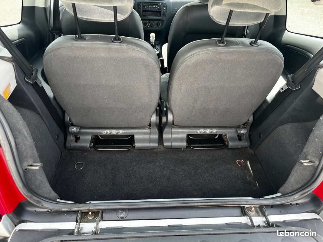 CITROEN C2 C2 1.1i 60CH Pack 04/2004 198000KMS VITRE ELECTRIQUE CLIM (image 12)