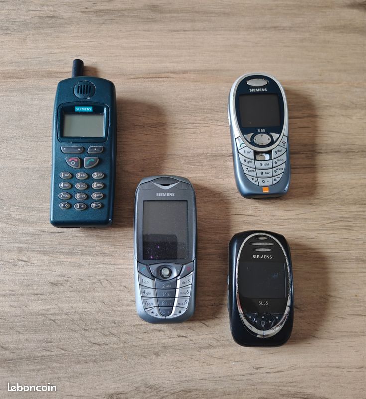 Lot De 4 Téléphones Chuchoteurs Colorés – Jouet éducatif En Plastique – Développe écoute Et Prononciation – Dès 3 Ans – Taille 13,7×6,3×4,2 Cm