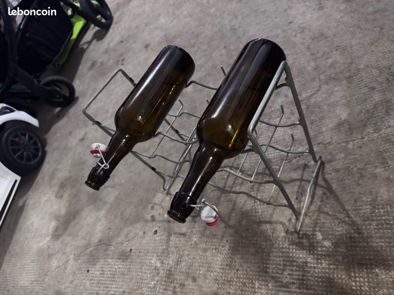 Casier à bouteilles en métal – pratique et compact (image 2)