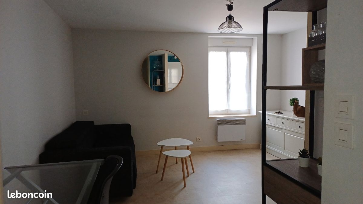 Appartement 1 pièce 25 m² · à Blois · 25 m² · 490 €