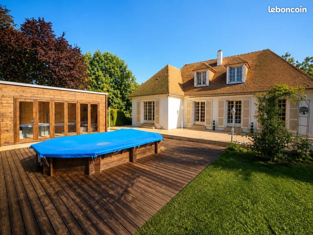 Maison 7 pièces 155 m² · à Sablons sur Huisne · 155 m² · 320 000 €