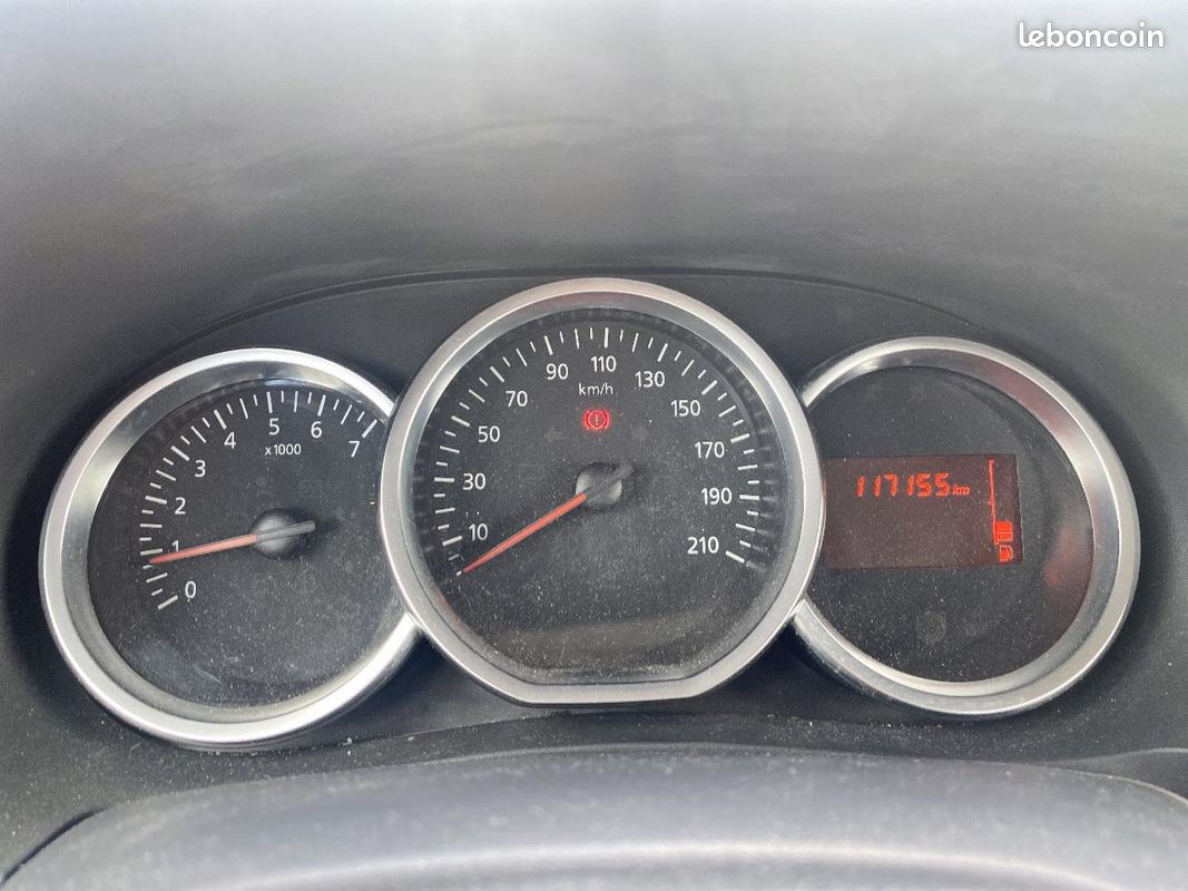 DACIA LODGY 1.5 blue dci 115 stepway 7pl (image 32)