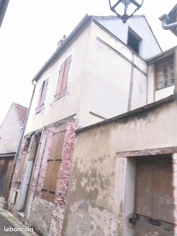 Maison 5 pièces 80 m² · à Brienon-sur-Armançon · 80 m² · 20 000 €