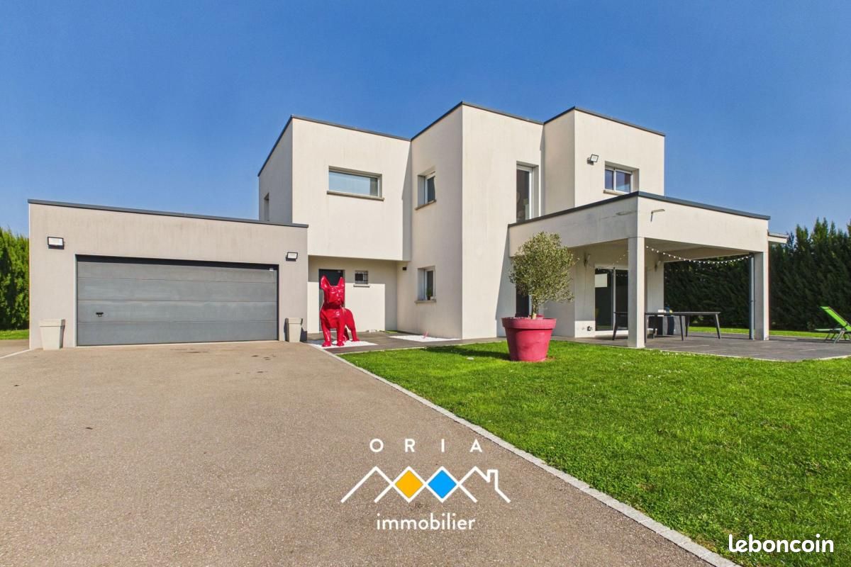 Maison 6 pièces 162 m² · à Thiaucourt-Regniéville · 162 m² · 389 000 €