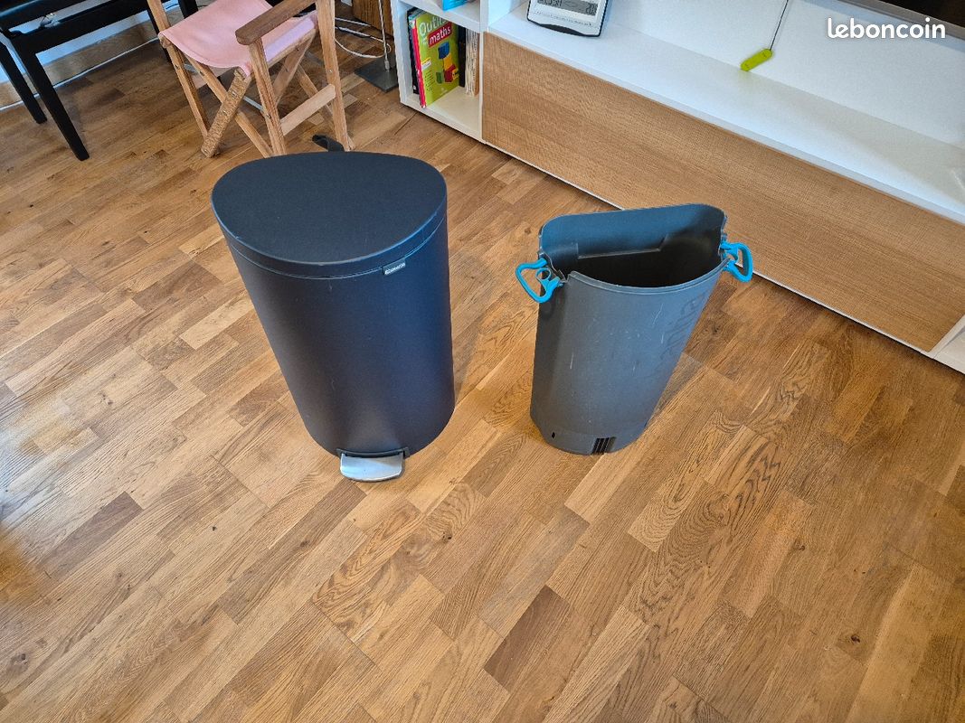 Poubelle Flatback Brabantia et son sceau 40l - bleu minéral (image 2)