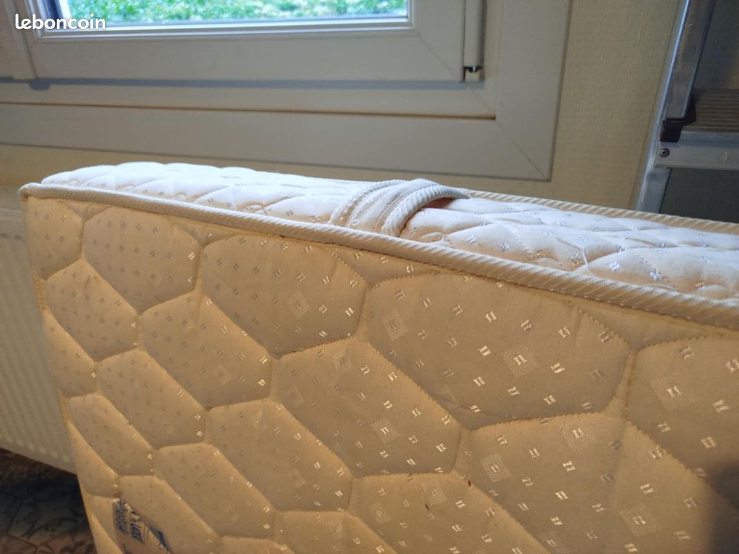 Matelas latex marque Pirelli (image 3)