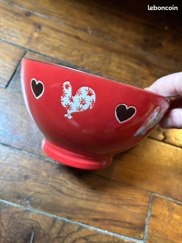 Bol à fruits en céramique rouge : centre de table en