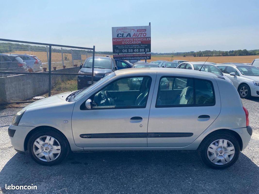RENAULT Clio II 1.5 dci 65cv luxe privilège 224050km (image 2)