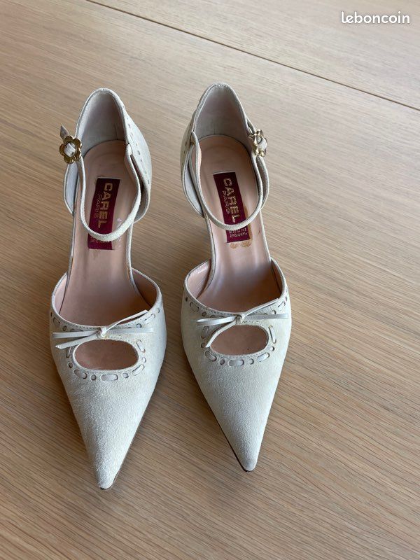 Carel Sandales Ivoire Escarpins Ivoire CAREL Chaussures