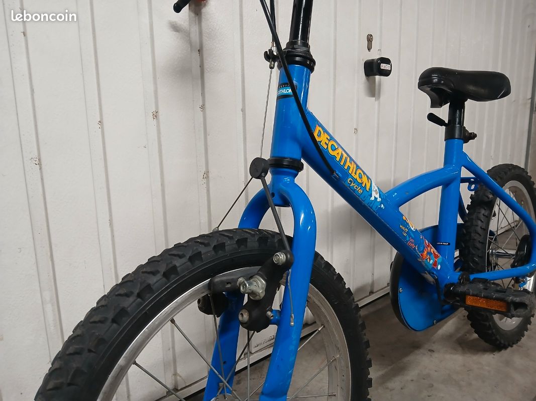 Vélo enfant 16 pouces 4 a 6 ans DECATHLON (image 4)