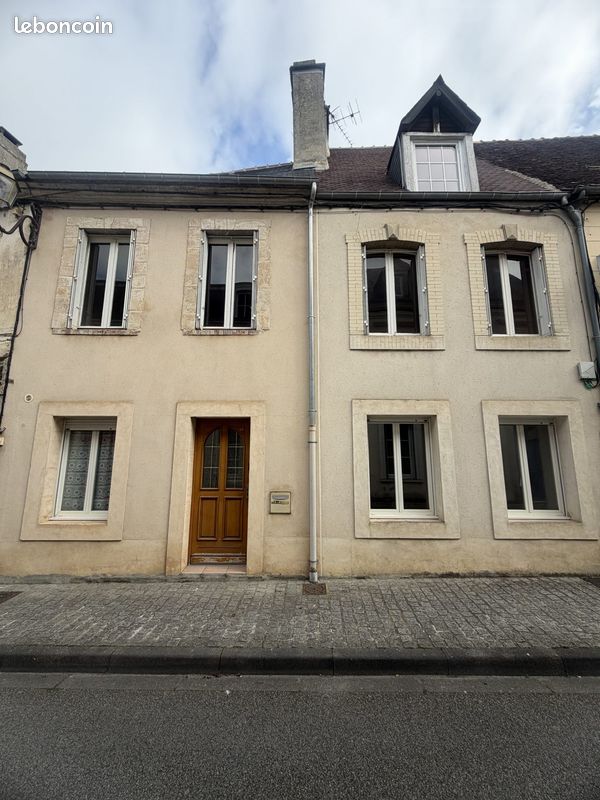Maison 5 pièces 108 m² · à Sées · 108 m² · 85 000 €
