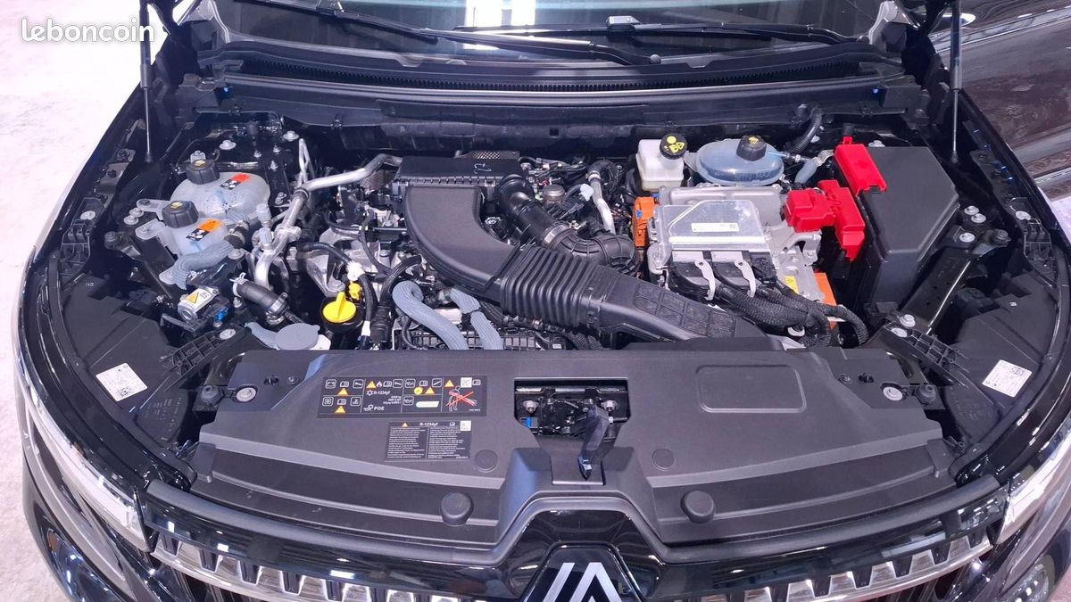 Renault espace e tech full hybrid 200 gsr2 techno (image 21)