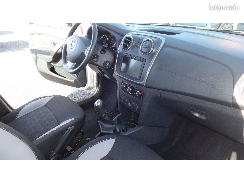 Dacia Sandero 1.5 DCI 90 ch STEPWAY (image 7)