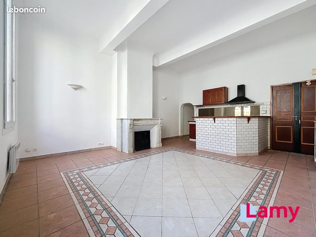 Appartement 2 pièces 59 m² · à Aix-en-Provence · 59 m² · 280 000 €