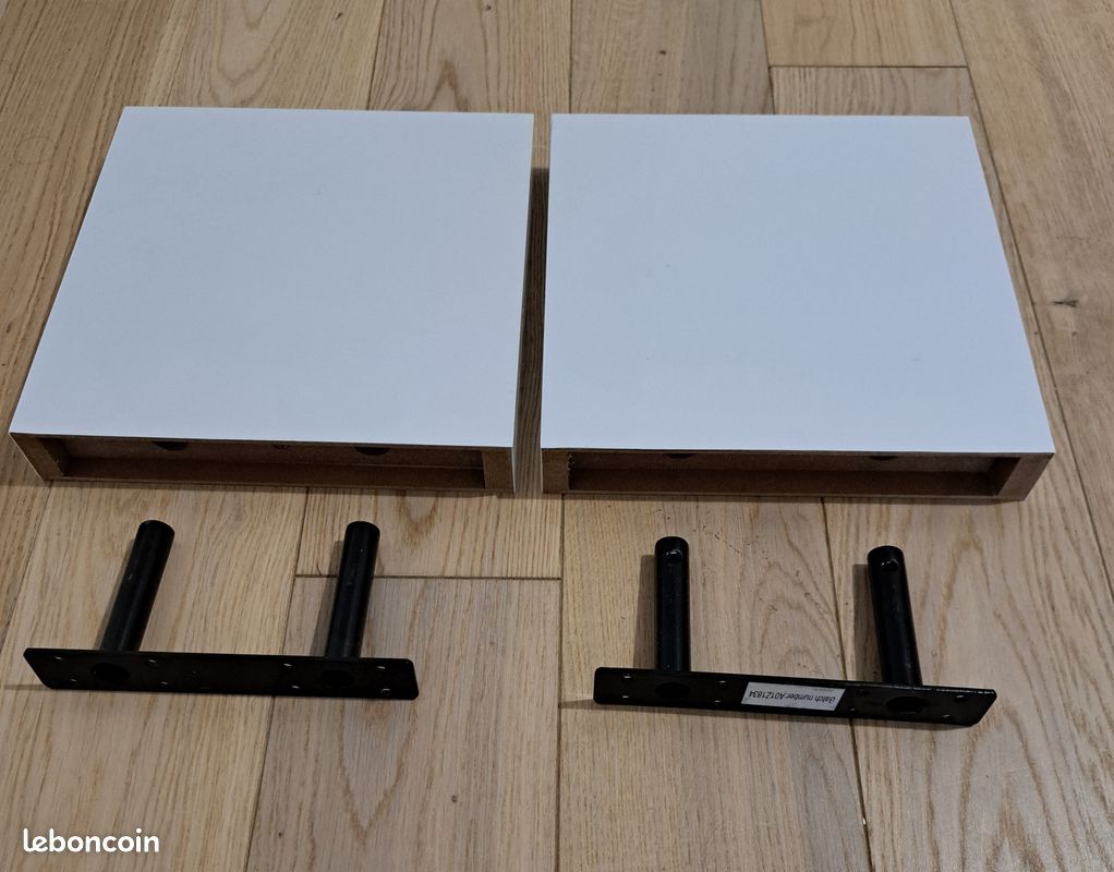 2 étagères suspendues laquées en blanc (image 1)