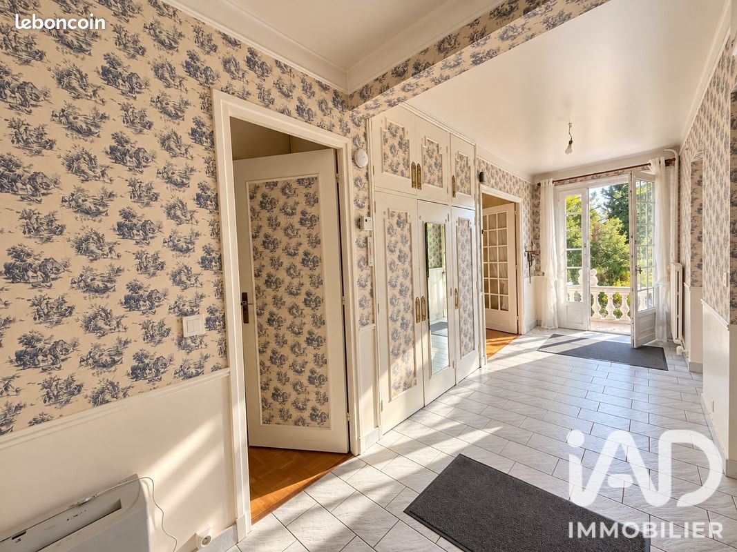 Maison 8 pièces 167 m² (image 2)