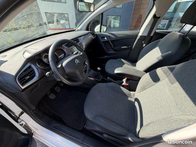 Citroën C3 1.6 HDi 100ch Sélection - Très Propre - Révisée - Faible Consommation (image 3)
