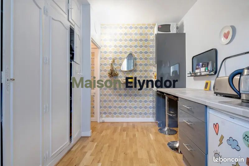 Appartement 2 pièces 24 m² · à Paris · 24 m² · 850 €/mois