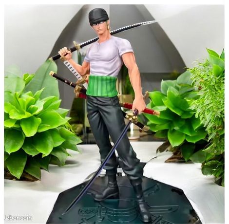 Figurine One Piece - Roronoa Zoro 25 Cm (PVC, Statuette Collection)