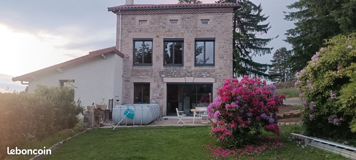 Maison 5 pièces 130 m² · à Saint-Didier-en-Velay · 130 m² · 330 000 €