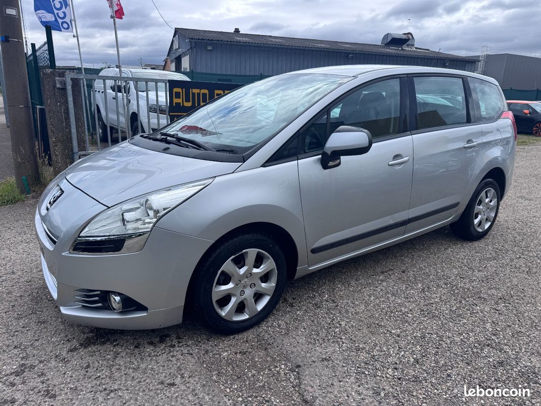 Peugeot 5008 1.6 HDi FAP 112 cv 5 places Active (image 3)