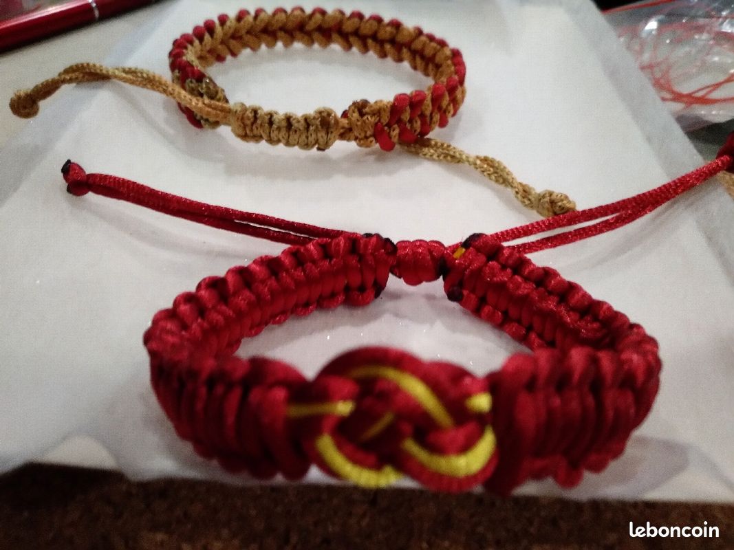 Ensemble bracelet et boucles d'oreilles (image 9)