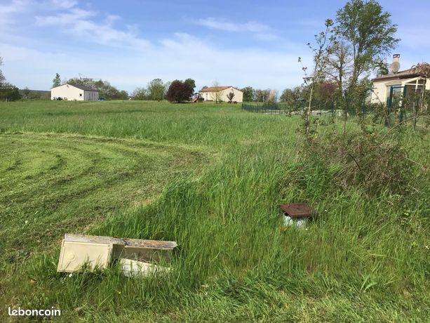 Terrain 2054 m² DOUDRAC