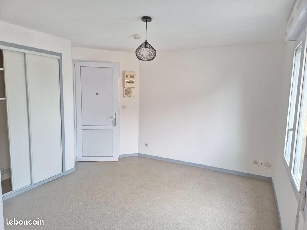 Appartement a louer saint-lo - 1 pièce(s) - 17 m2 - Surfyn