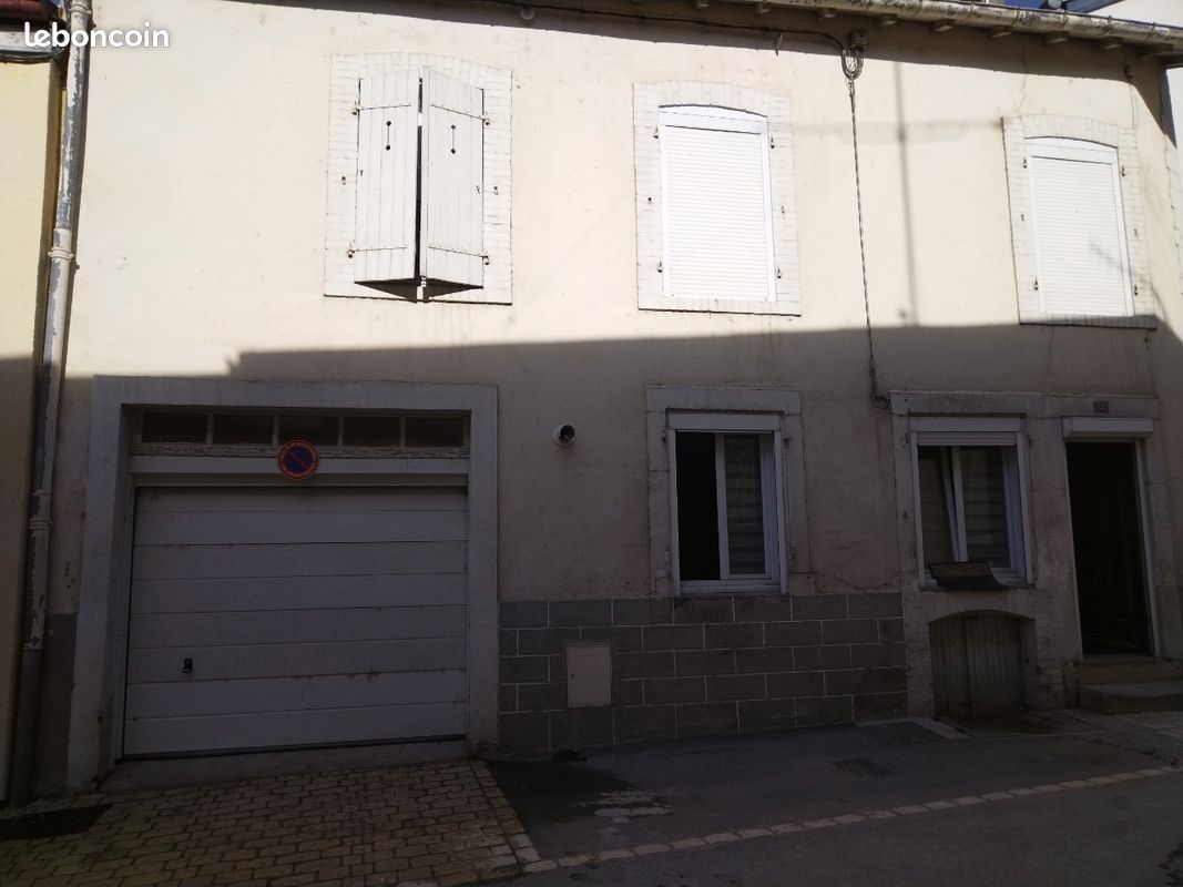 Maison 4 pièces 97 m² · à Foug · 97 m² · 100 000 €
