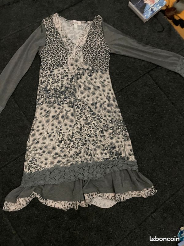 Robe helline Tesini facon leopard gris (image 6)