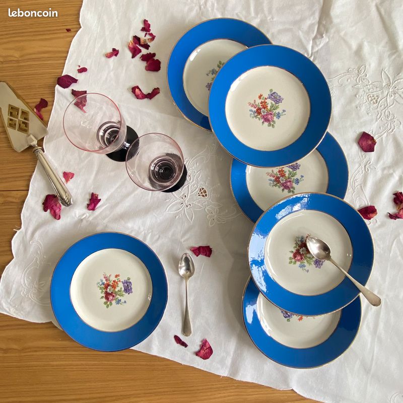 12 assiettes à desserts bretonne faïence Ty Breiz Cozic Gourin