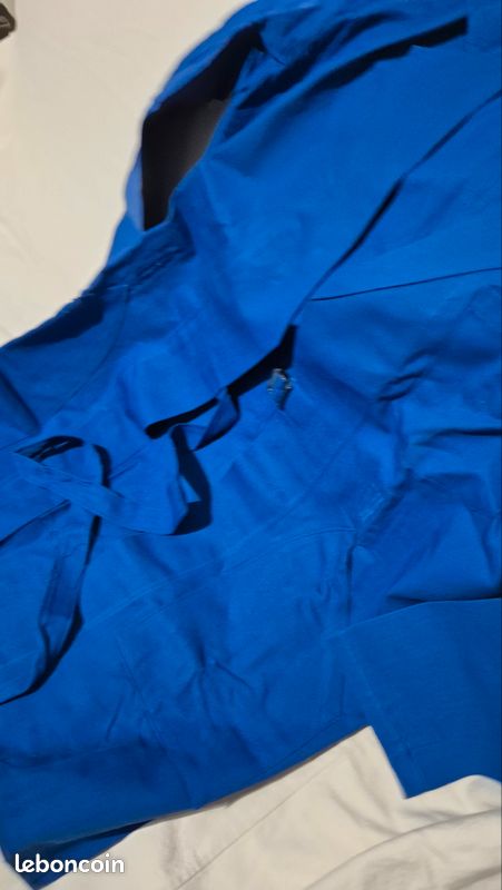 Blouse (image 1)