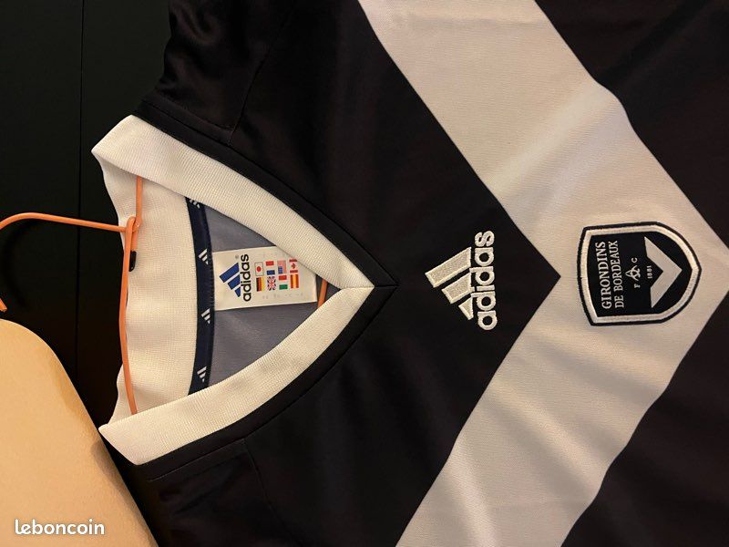 Maillot football vintage Girondins de Bordeaux domicile N°10 DHORASOO 2001-2002