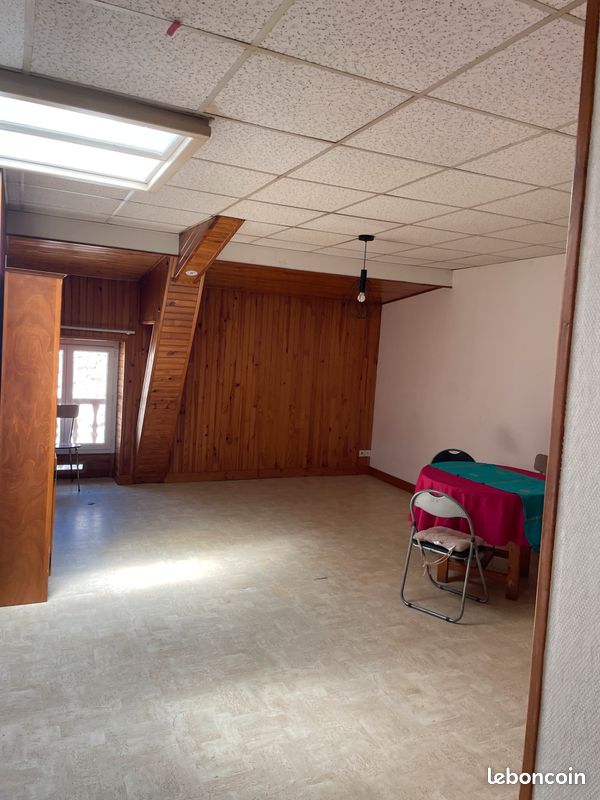 Appartement 1 pièce 30 m² · à Issoire · 30 m² · 365 €