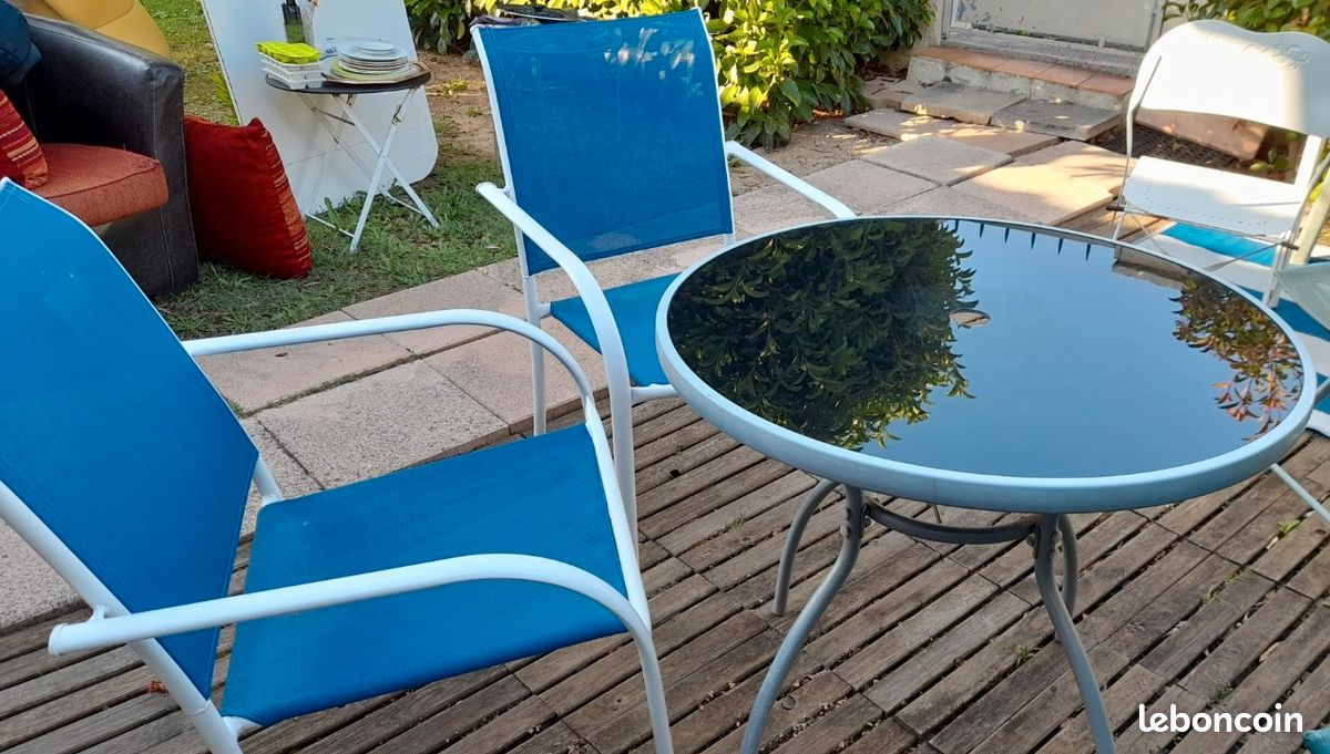 Mobilier de jardin (image 1)