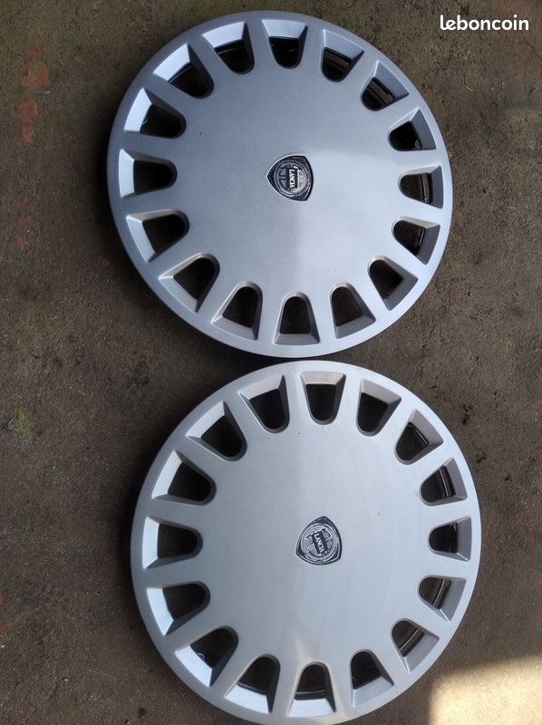 Lot De 4 Enjoliveurs 15 Pouces Pour Lancia Nuova Y Et Lybra 1999 - Neufs - Grise - PIESEAUTOMOTO
