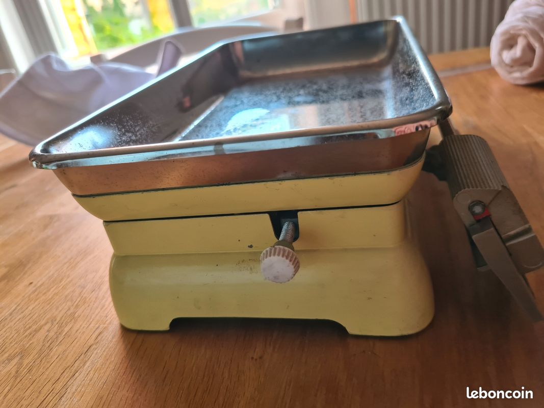 Balance d'une ancienne charcuterie année 60 – Bling Vintage