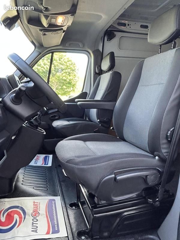 Renault Master FOURGON F3500 L2H2 DCI 135 GRAND CONFORT (image 15)