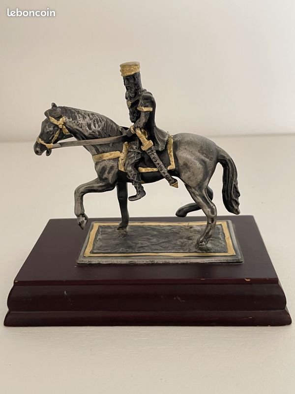 Plomb -figurine D'Artiste - Antoine Pont -la Legion - Avec Clairon Et