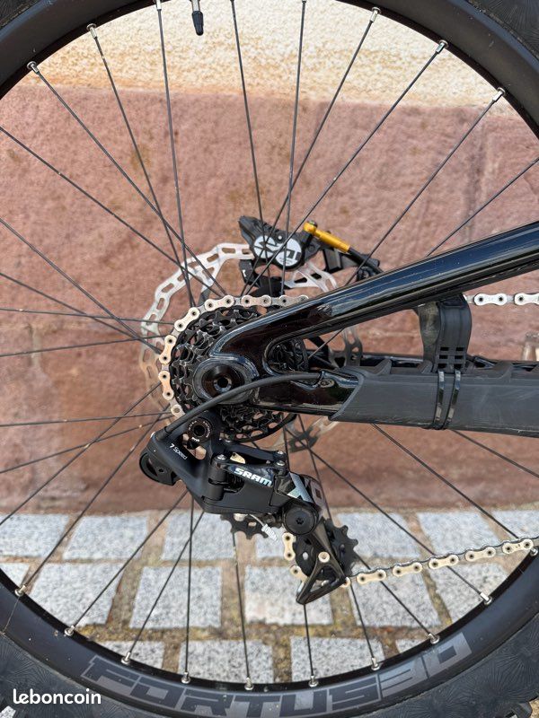 Dh Santa Cruz v10 taille L (image 3)