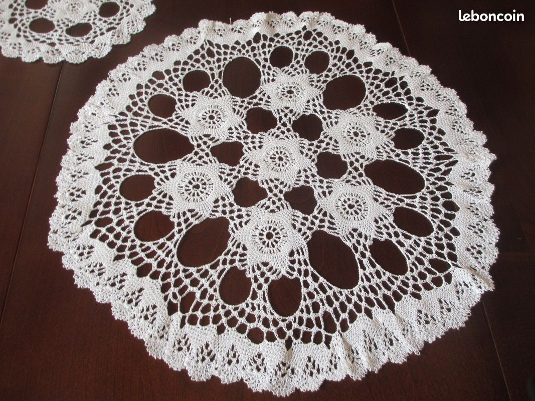 Napperons ronds crochet (image 2)