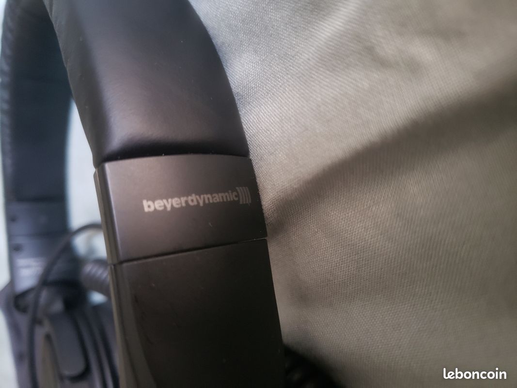 Casque Beyerdynamic DT 240 PRO (image 3)