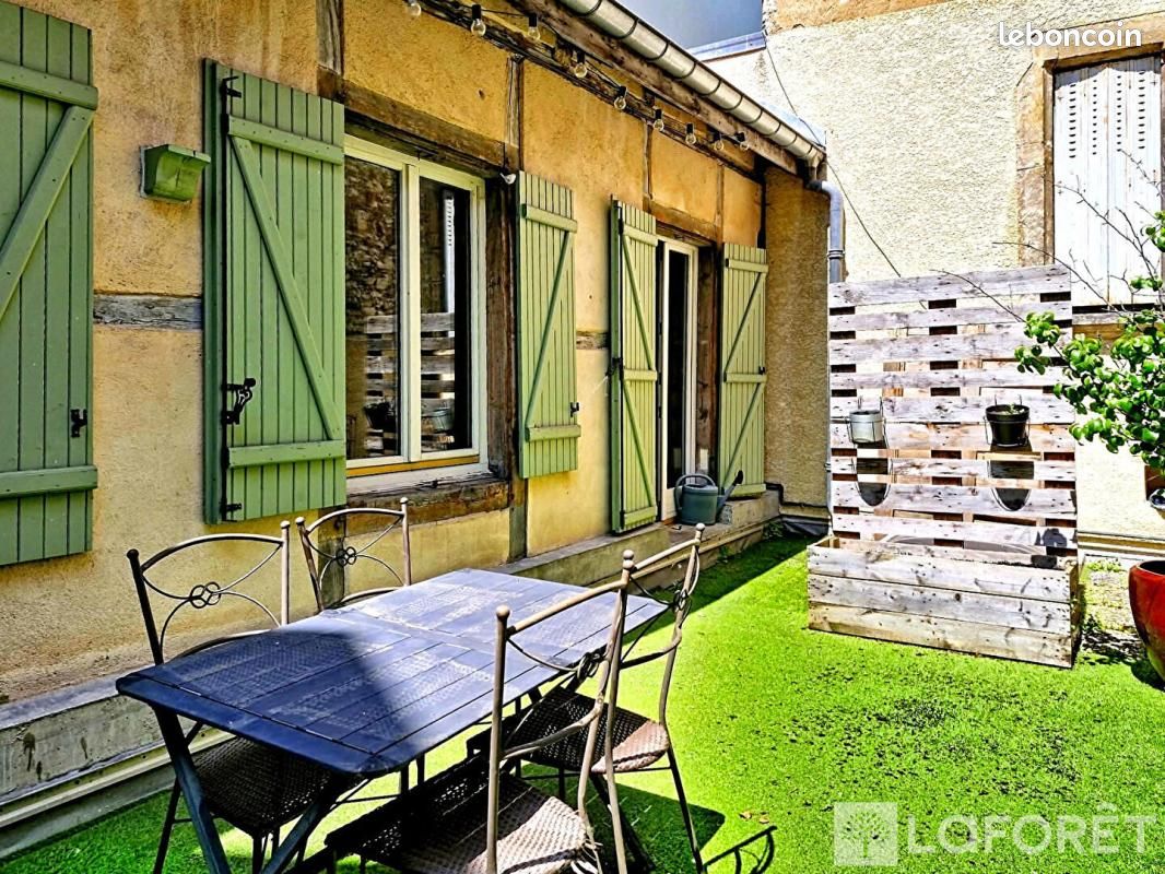 Appartement 2 pièces 51 m² · à Montbéliard · 51 m² · 57 000 €