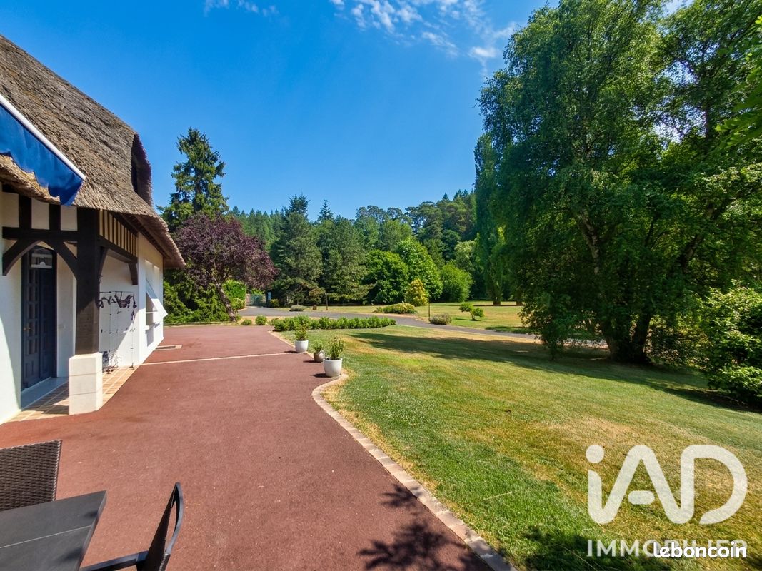Maison 11 pièces 471 m² · à Appeville-Annebault · 471 m² · 695 000 €