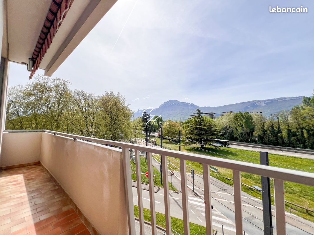 Appartement 2 pièces 51 m² · à Grenoble · 51 m² · 115 000 €