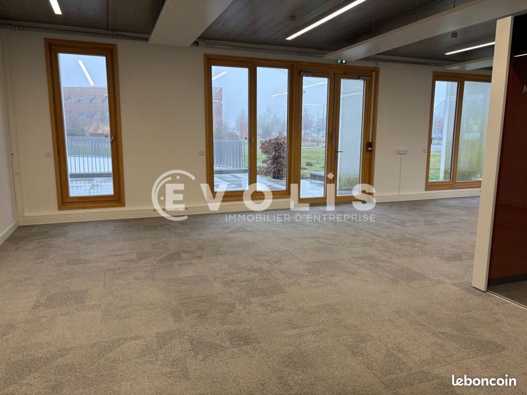 Bureaux 446 m² (image 4)