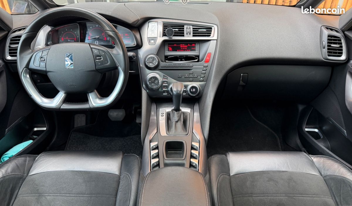 DS DS 5 1.6 THP 155CV SOCHIC BVA - MOTEUR A CHAINE - TOIT PANORAMIQUe (image 3)