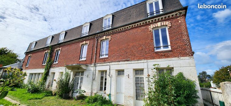 Maison 6 pièces 560 m²